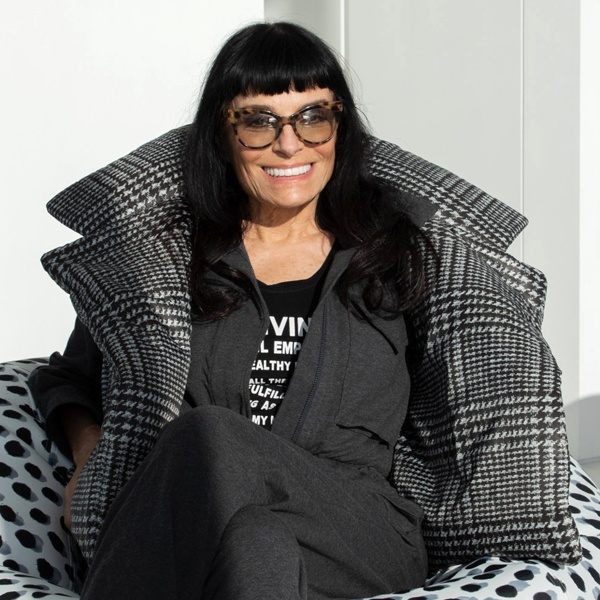 Norma Kamali's Classic Looks Get a Fresh Touch Norma Kamali's Classic Looks Get a Fresh Touch
