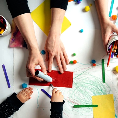 The Benefits of Art and Craft for Children and Adults