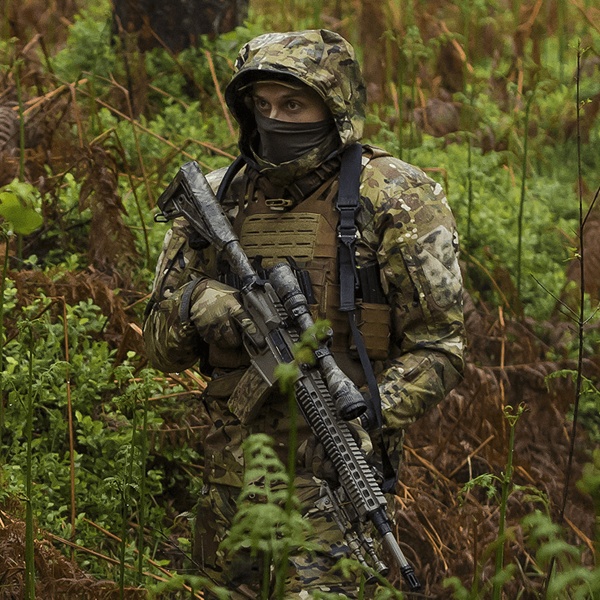 Military camouflage combat uniform providing concealment protection and tactical advantage for soldiers during warfare Military camouflage combat uniform providing concealment protection and tactical advantage for soldiers during warfare