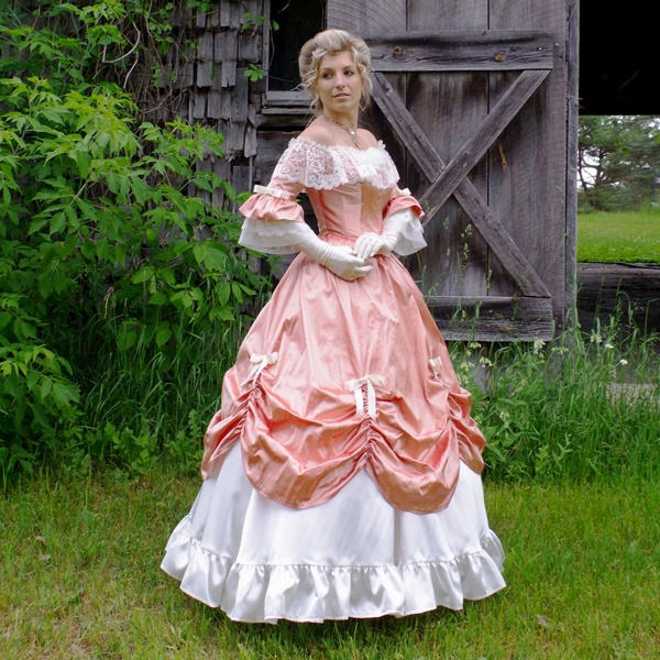 Historical fashion revivals in contemporary couture borrowing from Mughal era grandeur featuring zardozi embroidery rich silks regal silhouettes Victorian gown elegance and Renaissance artistry in modern designs Historical fashion revivals in contemporary couture borrowing from Mughal era grandeur featuring zardozi embroidery rich silks regal silhouettes Victorian gown elegance and Renaissance artistry in modern designs