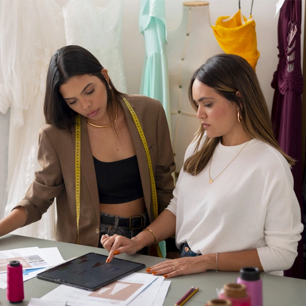 10 Proven Tips to Grow & Succeed your Fashion Design Career