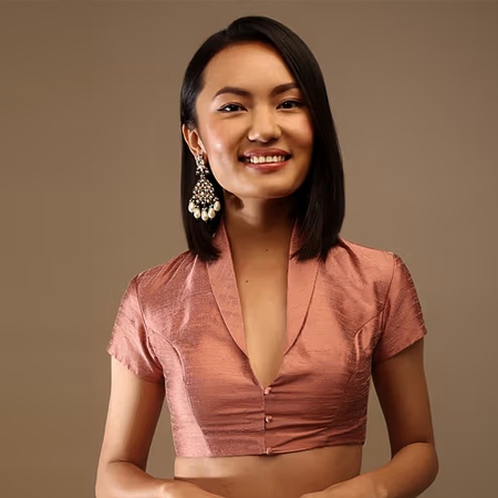 Neck with Collar
