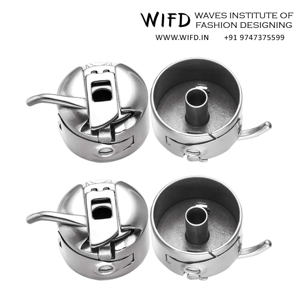 Bobbin case holding bobbin and controlling lower thread tension