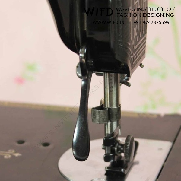 Presser foot lifter lever for raising and lowering presser foot