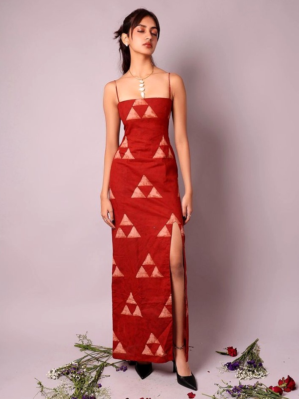 Red Geometric Print Slip Dress - Contemporary Spring 2026 Evening Wear