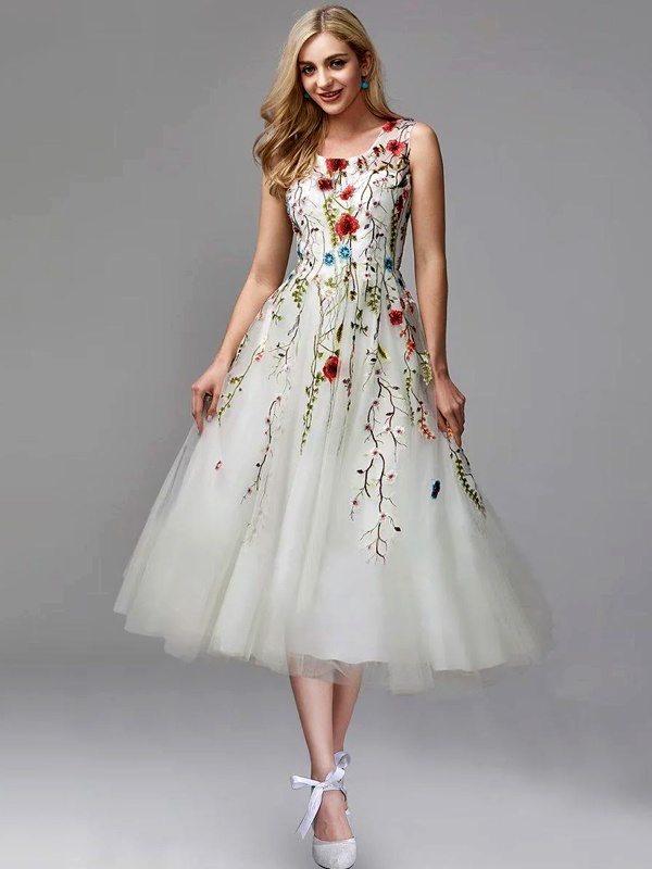 Elegant sleeveless chiffon A-line dress with floral lace appliques for Valentine's tea party