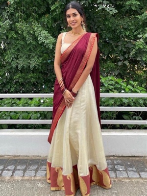 Regal in Maroon & Cream Regal in Maroon & Cream